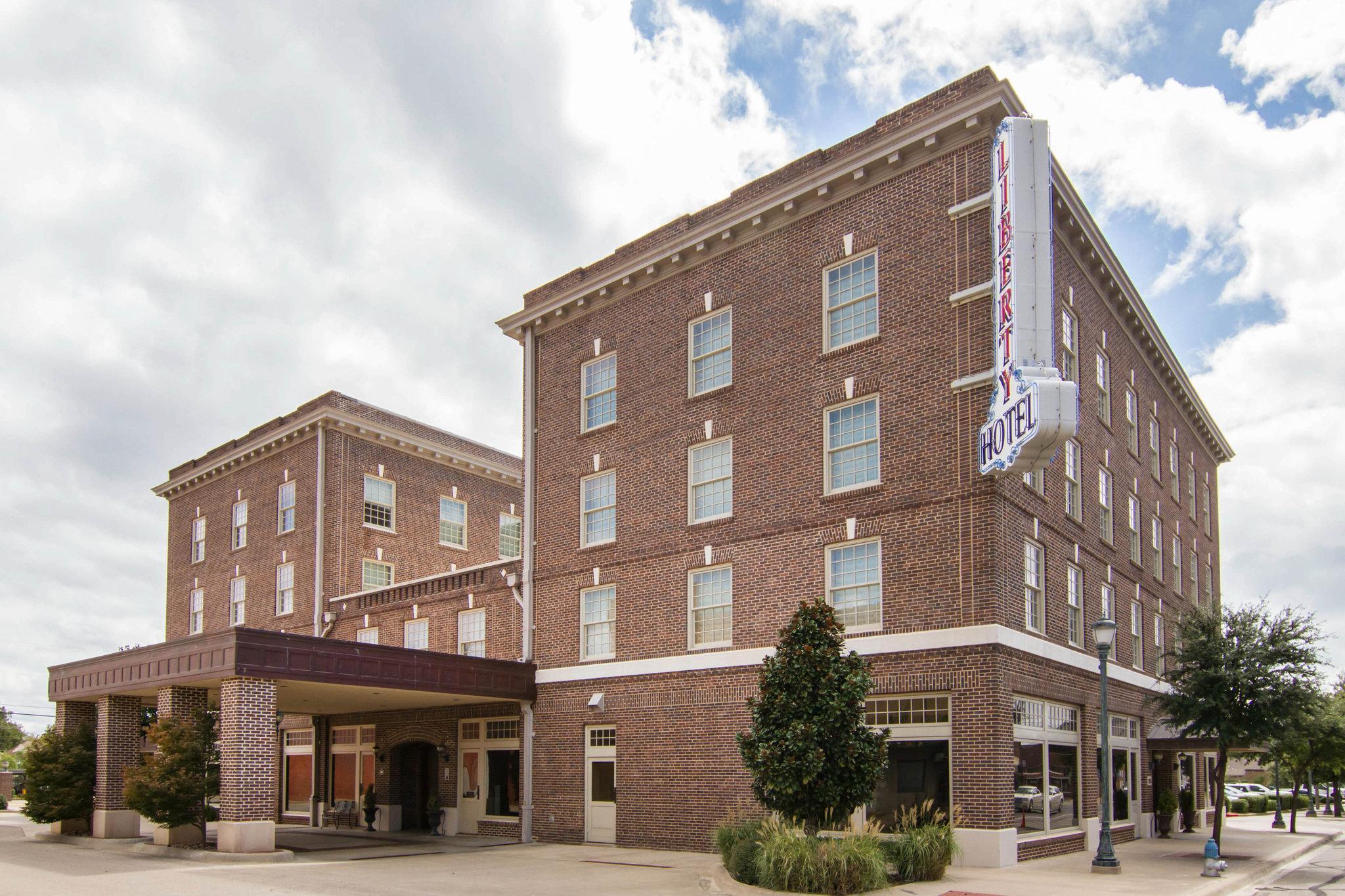 Liberty Hotel, Ascend Hotel Collection Cleburne Dış mekan fotoğraf